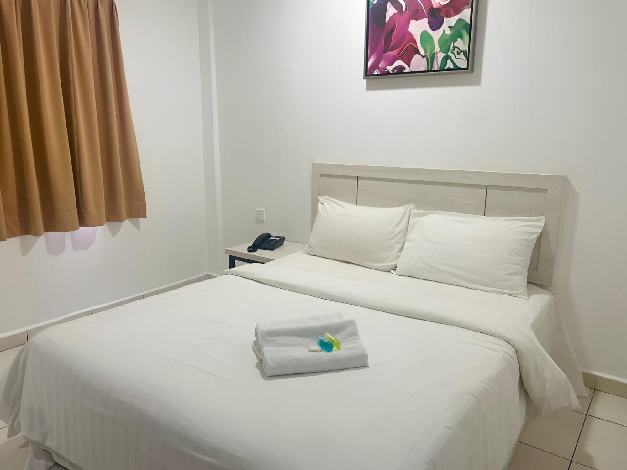 De Ocean Hotel Малакка Экстерьер фото